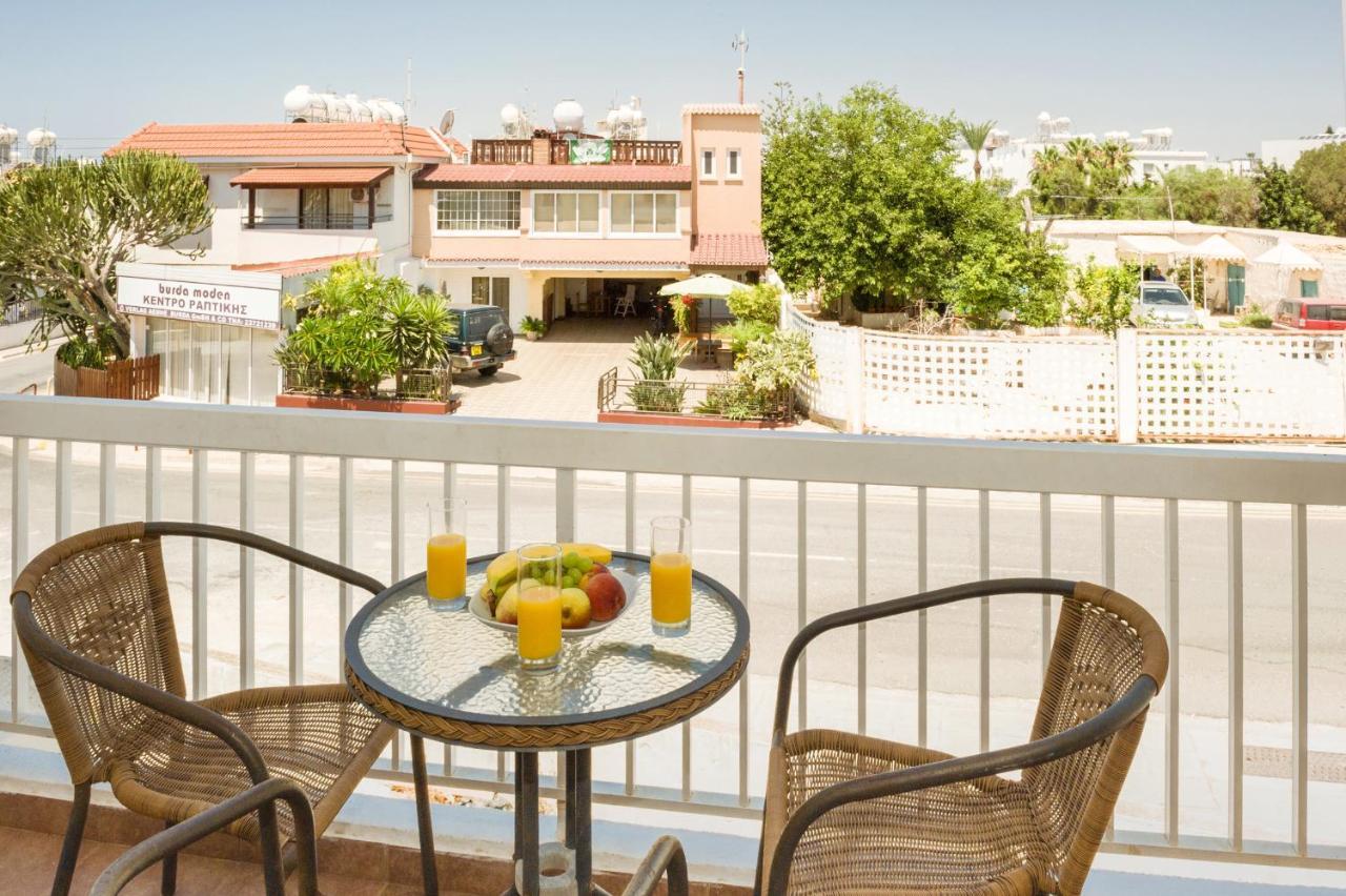 Mynapa Apartments Ayía Nápa Extérieur photo