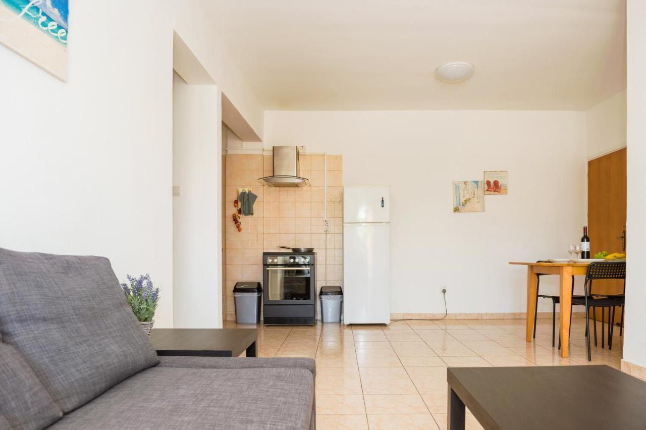 Mynapa Apartments Ayía Nápa Extérieur photo