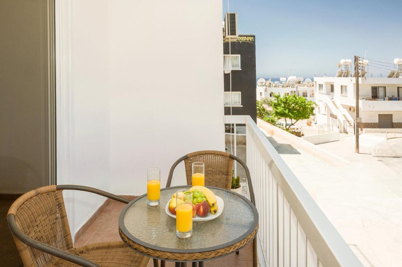 Mynapa Apartments Ayía Nápa Extérieur photo