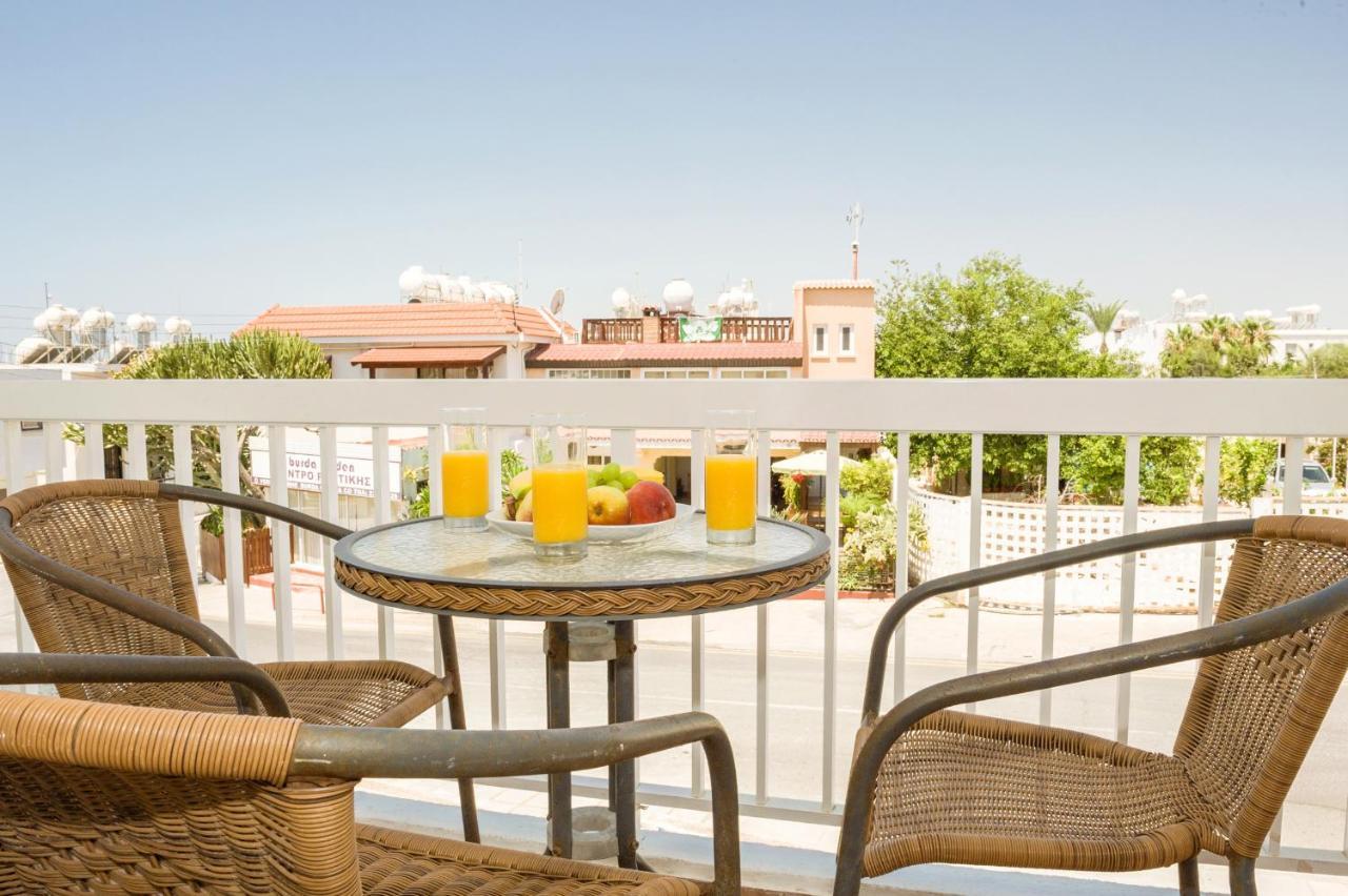 Mynapa Apartments Ayía Nápa Extérieur photo
