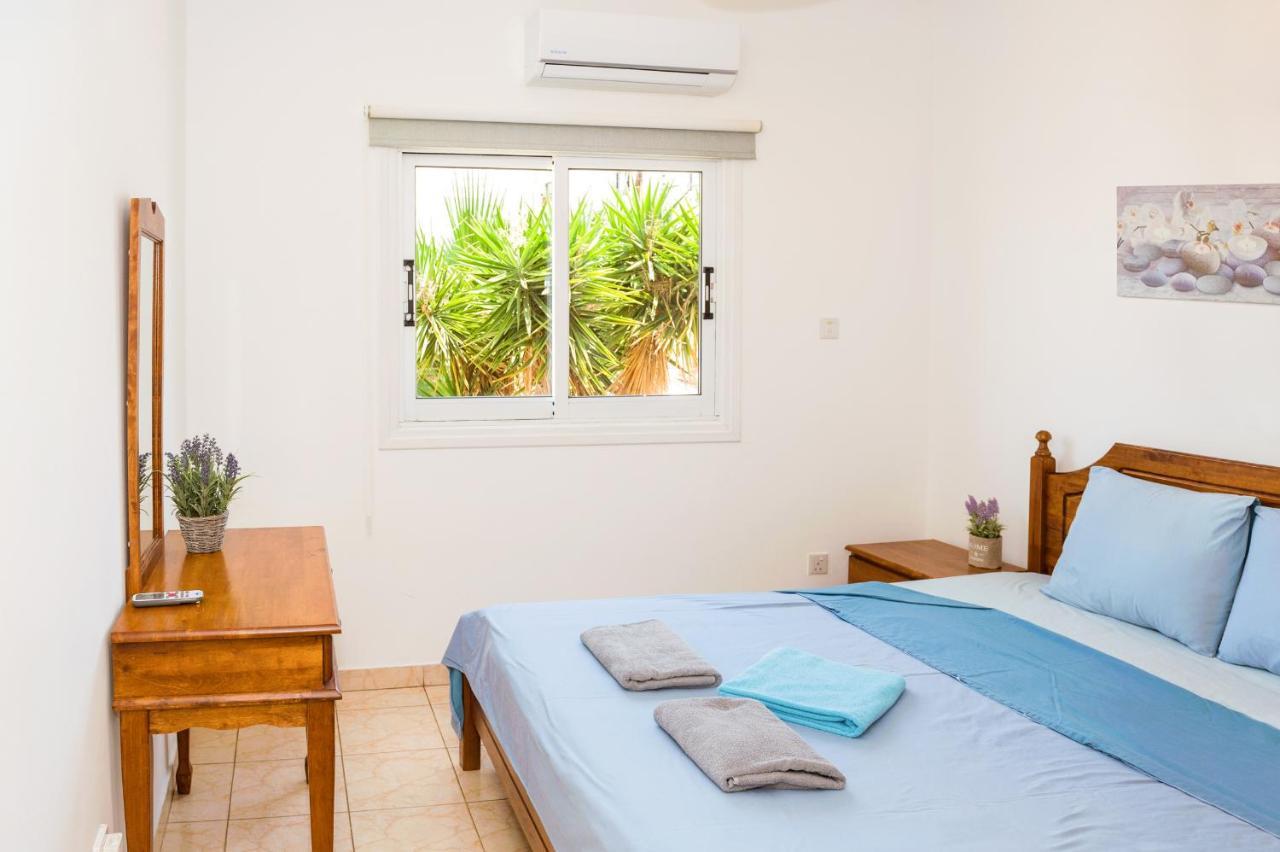 Mynapa Apartments Ayía Nápa Extérieur photo