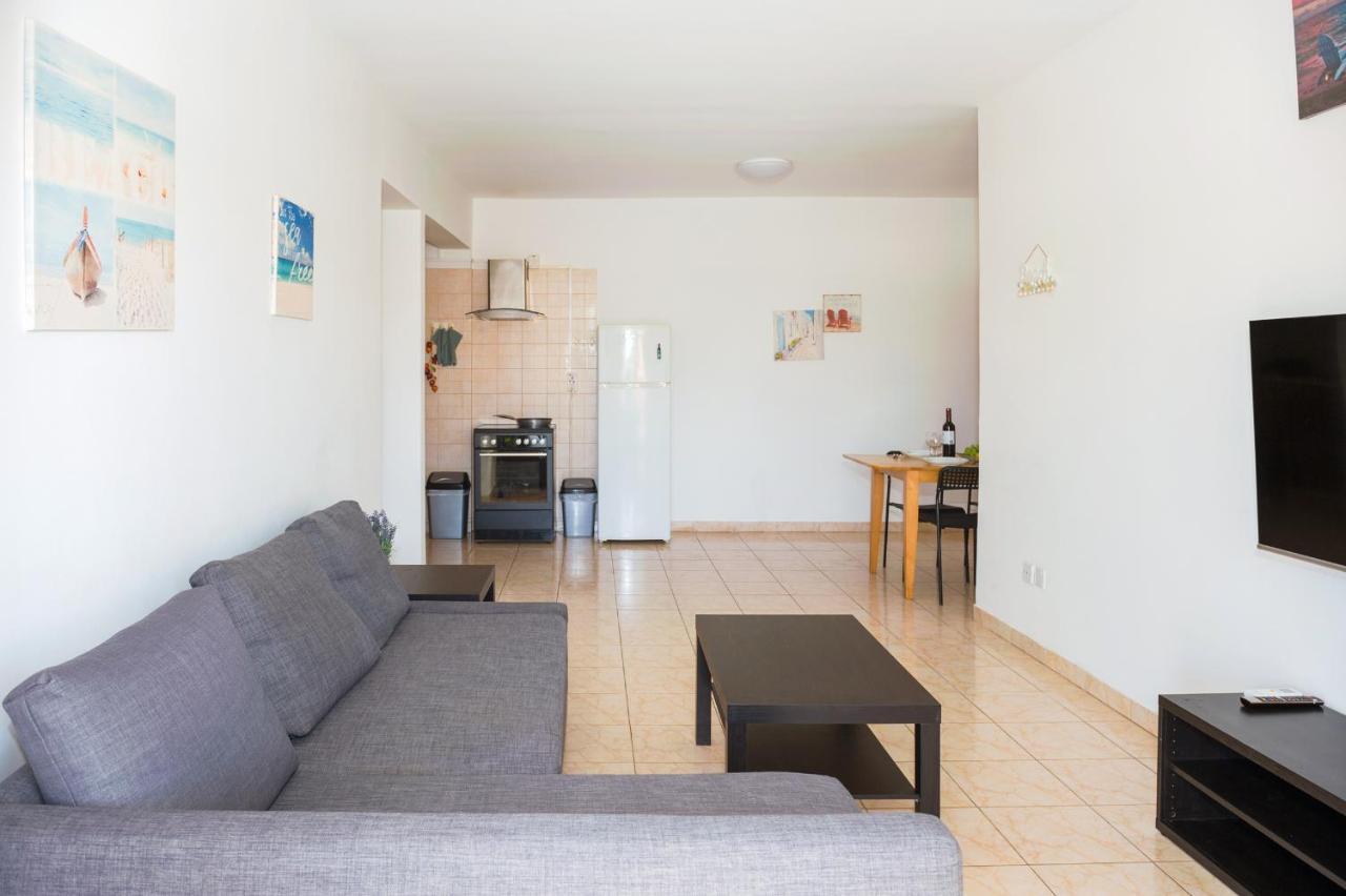 Mynapa Apartments Ayía Nápa Extérieur photo