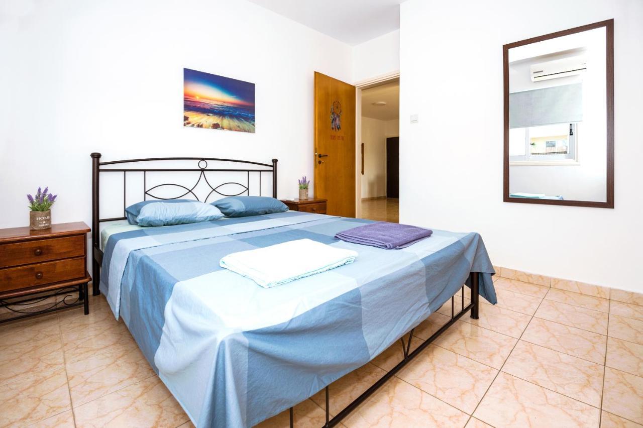 Mynapa Apartments Ayía Nápa Extérieur photo