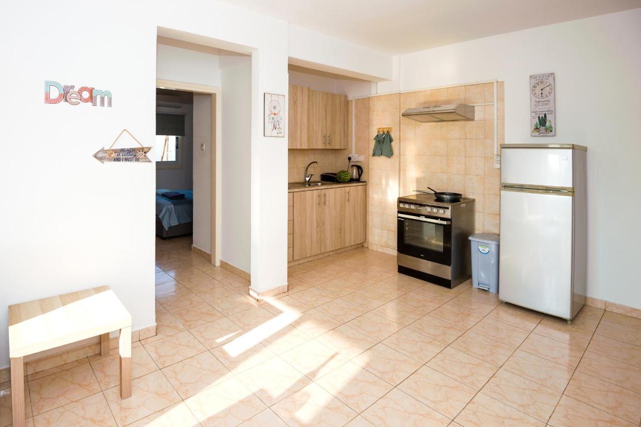 Mynapa Apartments Ayía Nápa Extérieur photo
