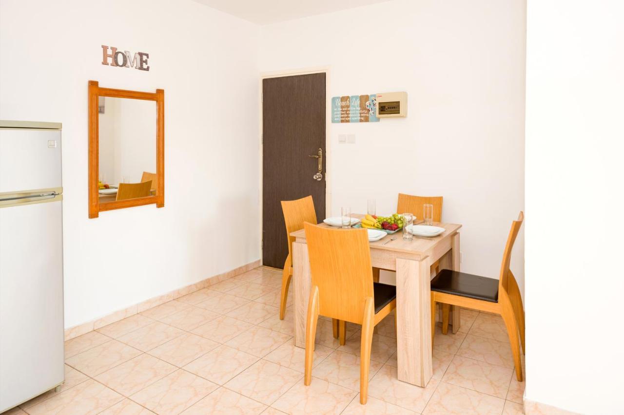 Mynapa Apartments Ayía Nápa Extérieur photo